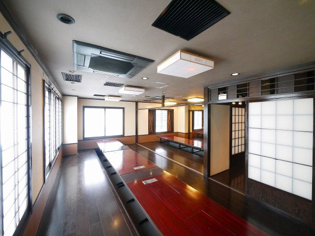 奈良ラインハウス