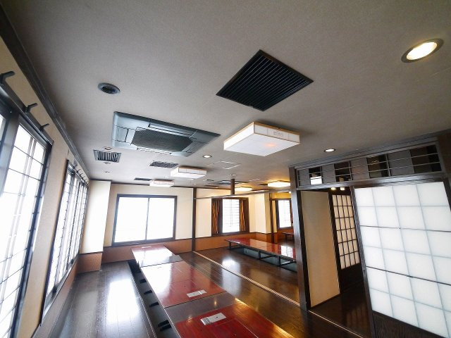 奈良ラインハウス