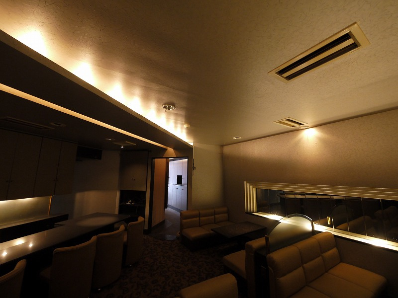 アルファプラザ