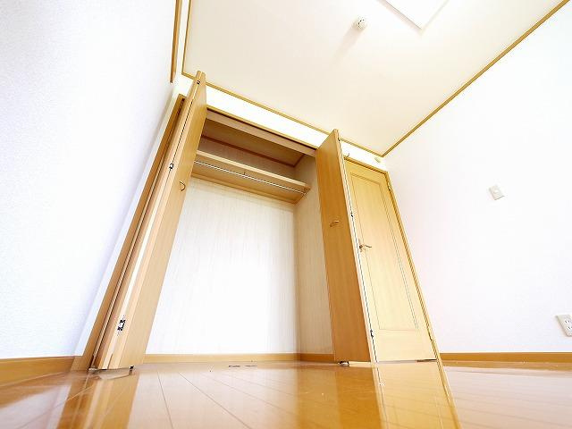 サニーレジデンスBの収納|小物を収納するのに便利です