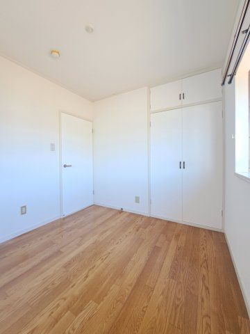 【洋室】 | 伊藤ビル | 陽当たり良好です