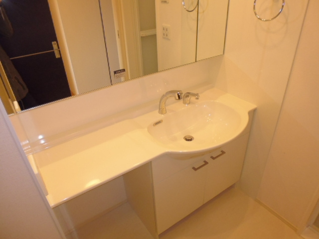 ボヌールの独立洗面台|洗髪洗面化粧台