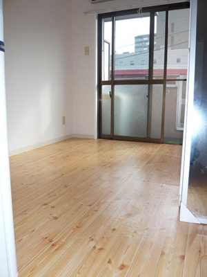 【洋室】 | メゾン・ド・八千草