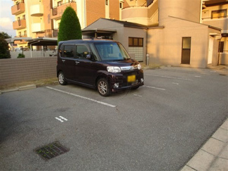 【駐車場】 | 平面駐車場
