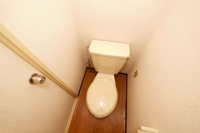 サンハイツ新大宮のトイレ