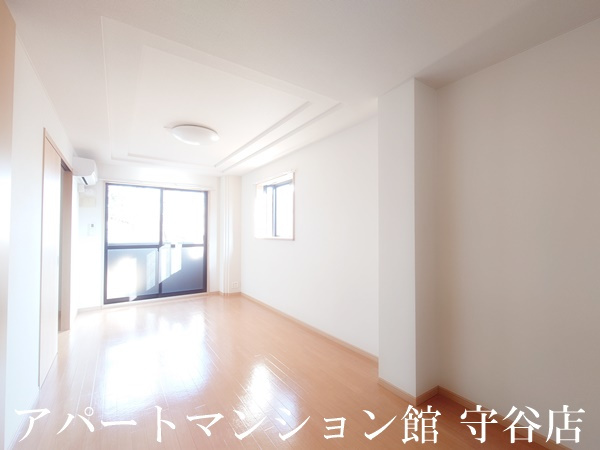 アルファビレッジ豊岡の居間・リビング