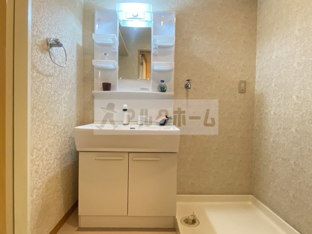 メゾンドゥボヌールの独立洗面台|メゾンドゥボヌール　シャンプードレッサー