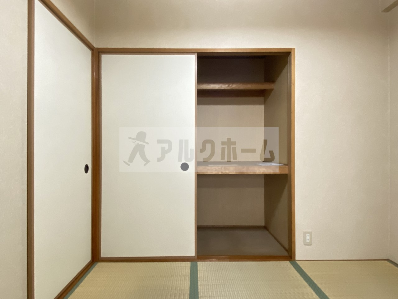 メゾンドゥボヌールの収納|メゾンドゥボヌール　押入れ