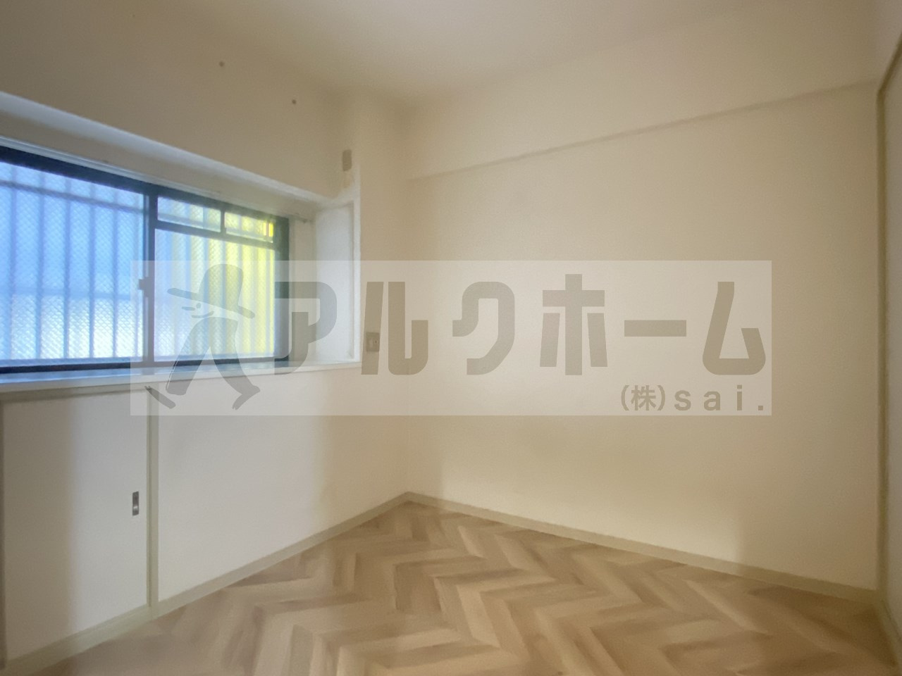 メゾンドゥボヌールの洋室