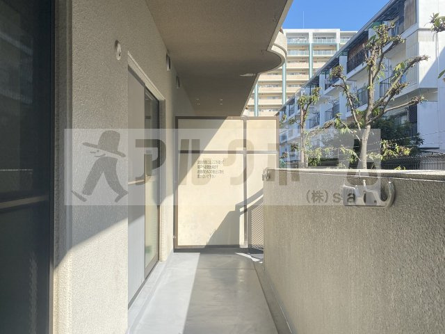 メゾンドゥボヌールのバルコニー