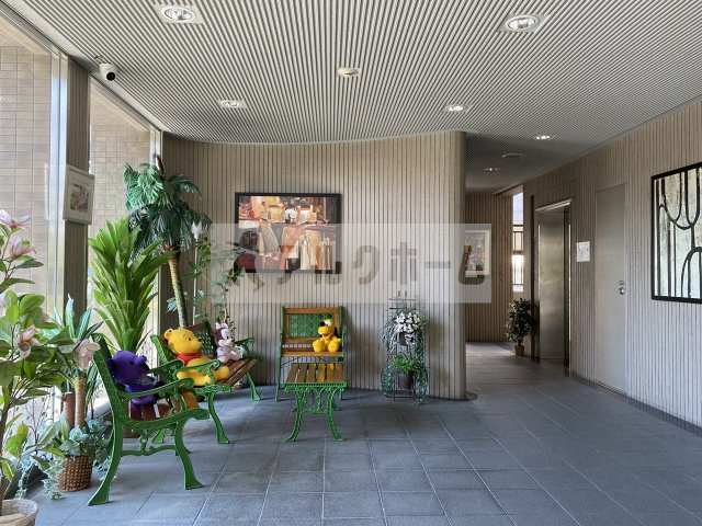 メゾンドゥボヌールのロビー