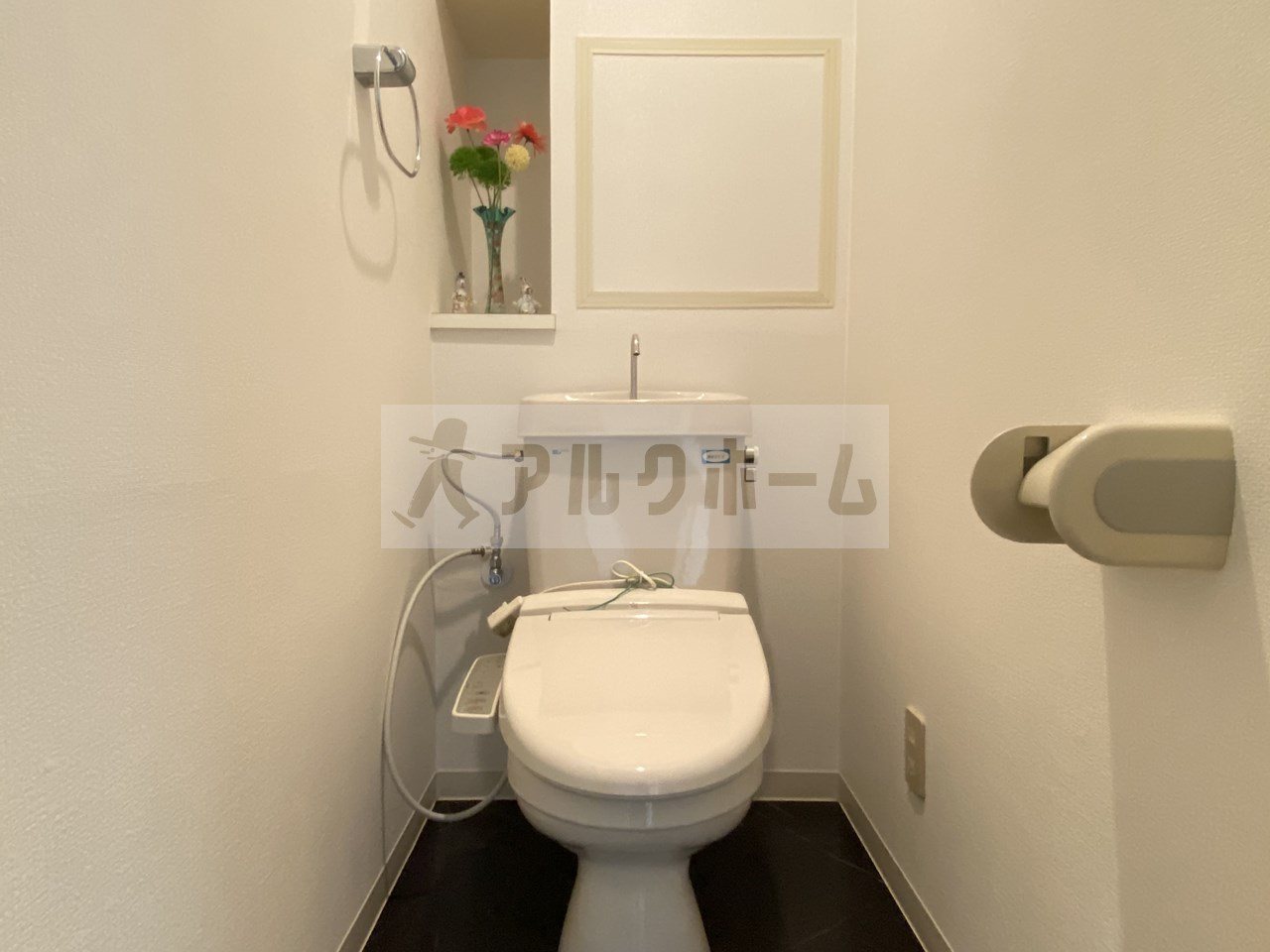 メゾンドゥボヌールのトイレ|メゾンドゥボヌール　お手洗い