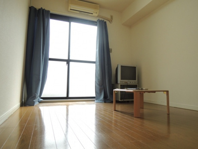 【居間・リビング】 | アーバンコート | ☆エアコン付☆