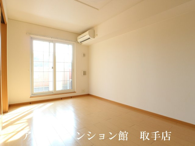 ヴィラブリーゼＡの居間・リビング