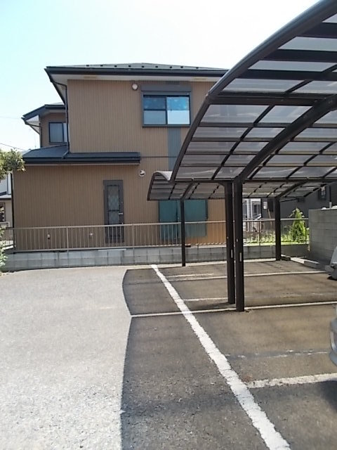 藤保マンションの駐車場