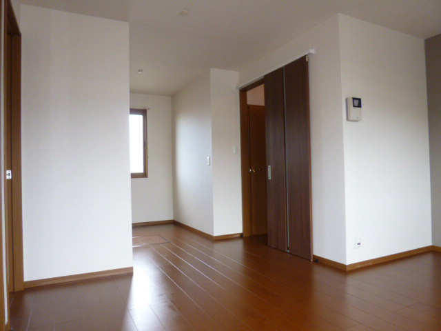 ぷらむハイツＡの居間・リビング