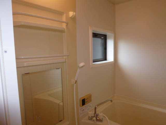 ぷらむハイツＡの浴室
