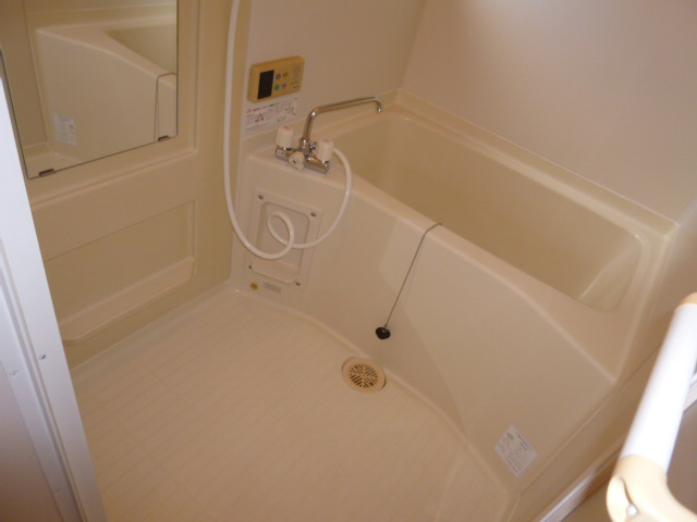 ぷらむハイツＡの浴室