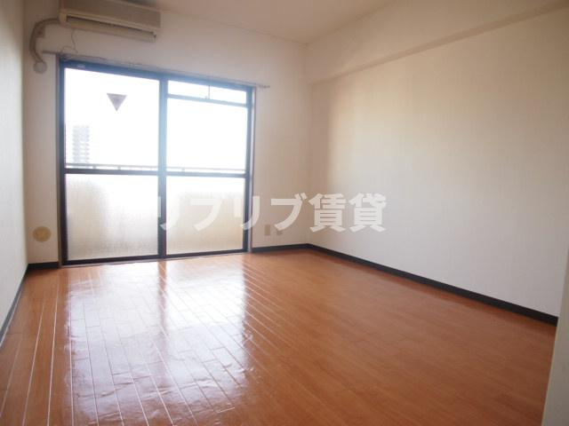 サンハイツ千葉の寝室|同タイプのお部屋になります。