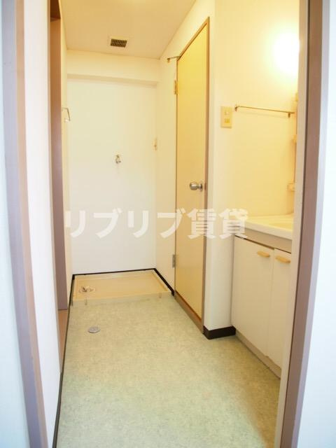 サンハイツ千葉の洗面所|同タイプのお部屋になります。