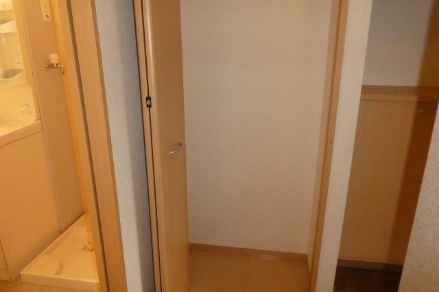 ピュアＣの収納|廊下収納