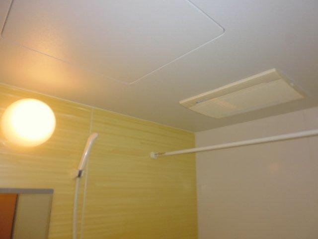 イーストリッチＢの浴室