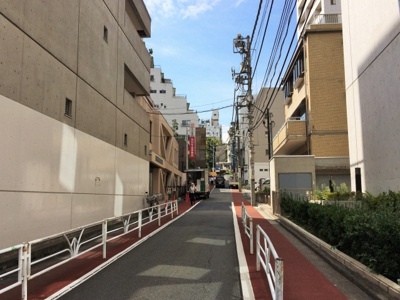 【周辺】 | アビタシオン・ボヌール神南 | 前面道路