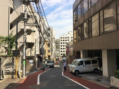 【周辺】 | アビタシオン・ボヌール神南 | 前面道路