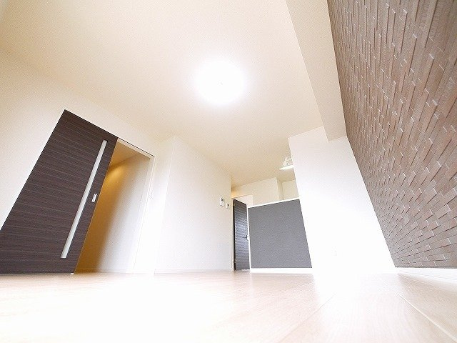 アシスト木津Ａ棟・Ｂ棟の居間・リビング|おしゃれなリビングです