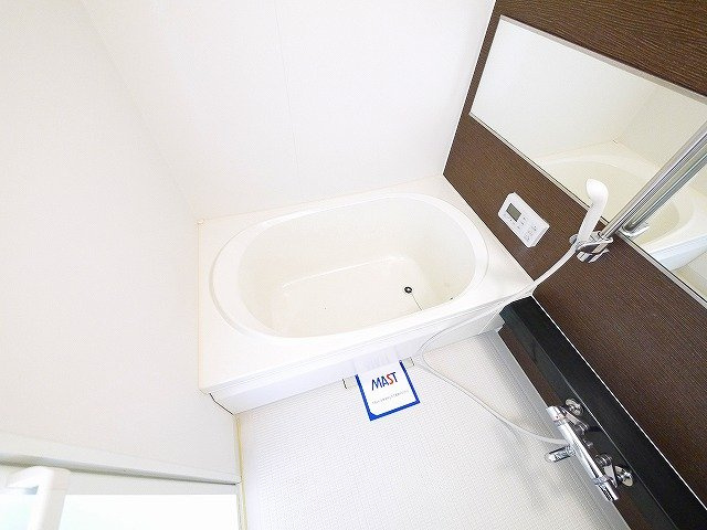 アシスト木津Ａ棟・Ｂ棟の浴室|ゆったり過ごせるお風呂です