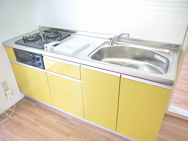 ログメントソファーA棟のキッチン|キッチンでお料理をお楽しみください