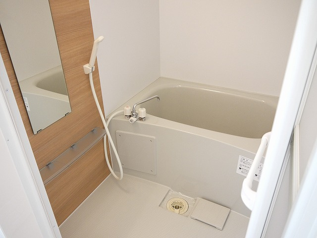 ログメントソファーA棟の浴室|ゆったり過ごせるお風呂です