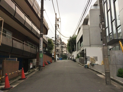 【周辺】 | グレース '79 | 前面道路