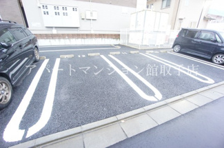 【駐車場】