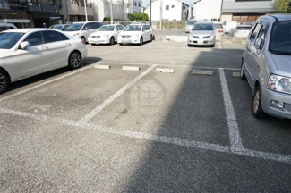 【駐車場】 | 平面駐車場