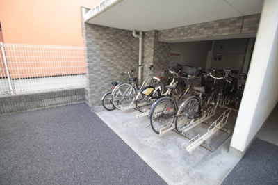 【その他共用部分】 | コンフォヤード東中野 | 駐輪場