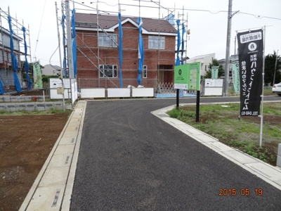 【前面道路含む現地写真】 | さいたま市緑区三室/売地全3区画