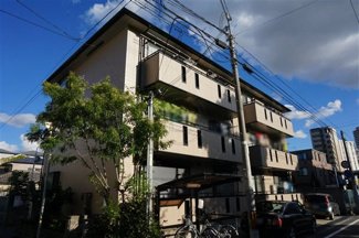 【外観】 | ３階建てのアパート