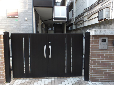 【エントランス】 | 本中山