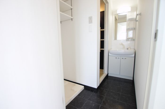 ヴォラーレ　アクア　プレイスの洗面所|ヴォラーレ　アクア　プレイス(1LDK)　洗面所