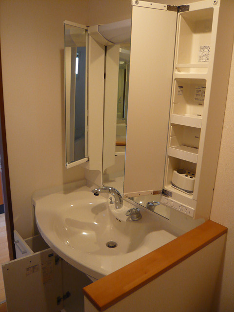 ディアコートの独立洗面台|【ディアコート】