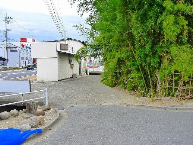 山田店舗（北之庄町）の駐車場