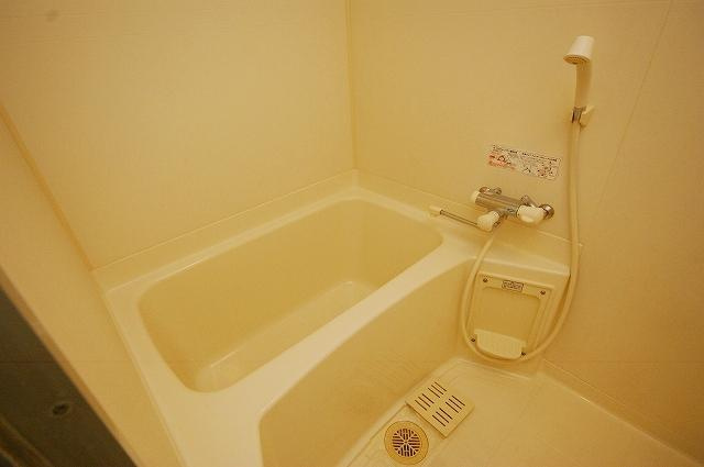 アミューゼ高砂の浴室|アミューゼ高砂（2DK）　風呂