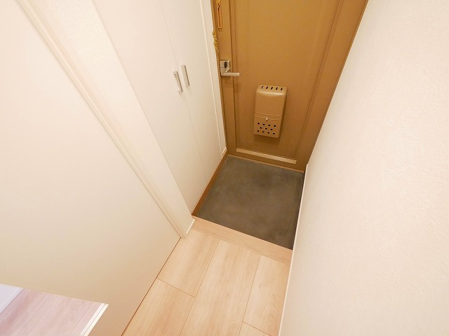 アルファグランデの玄関