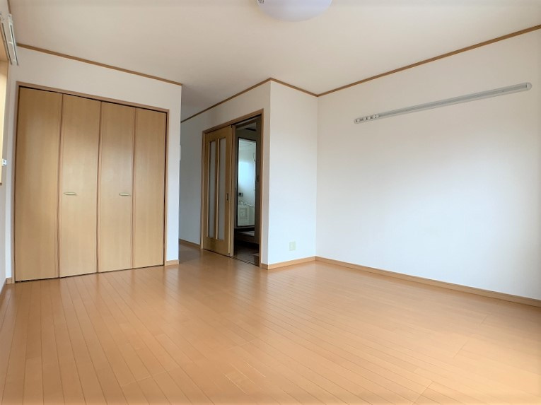 パセオ本宮の居間・リビング