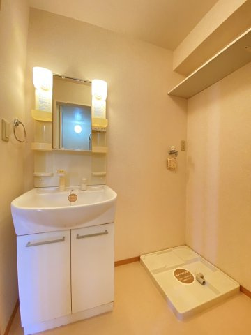 セジュール善の独立洗面台