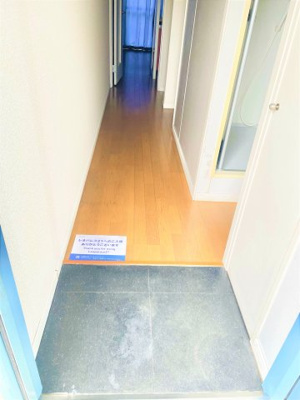 【玄関】 | サンライズⅡ | 玄関からの廊下