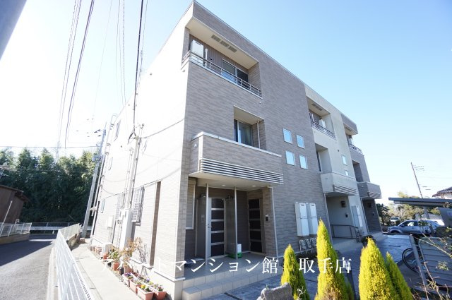 グラン・ティス