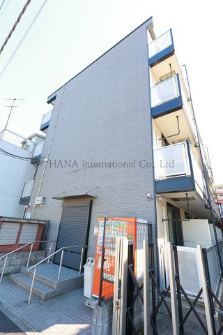 前里の外観