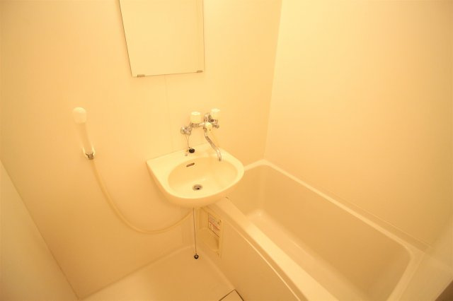 【浴室】 | 山本